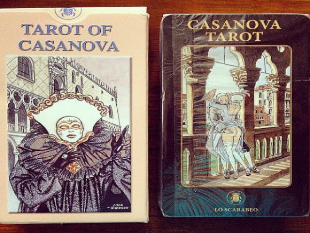 Tarot of Casanova lay boi canh lang man cua thanh pho Venice