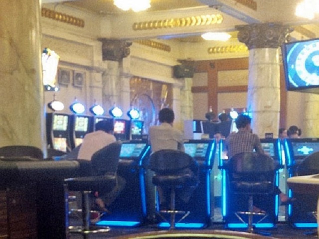 Không gian casino Bắc Ninh sang trọng, rộng rãi