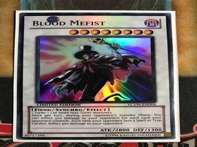 Yugioh Blood Mefist có hai phiên bản khác nhau