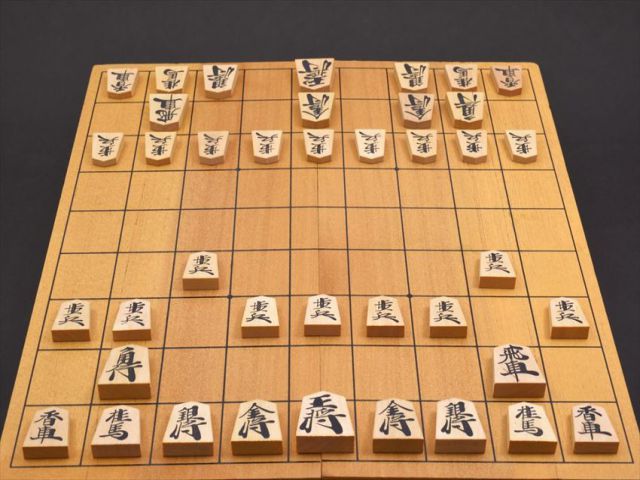 Người chơi phải chơi đúng tay và cách chơi shogi