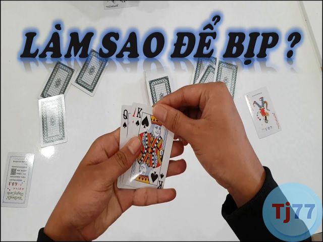 Chia bài Liêng bịp