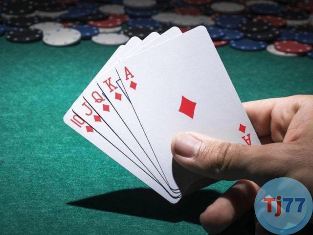 Làm giàu từ cờ bạc