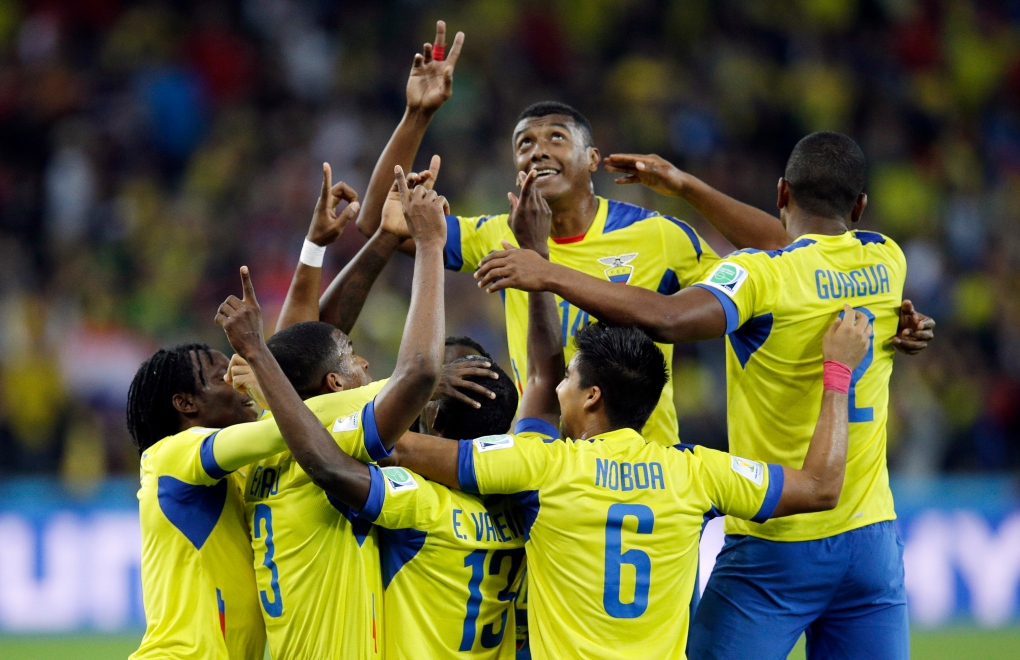 Trận đấu Qatar v Ecuador